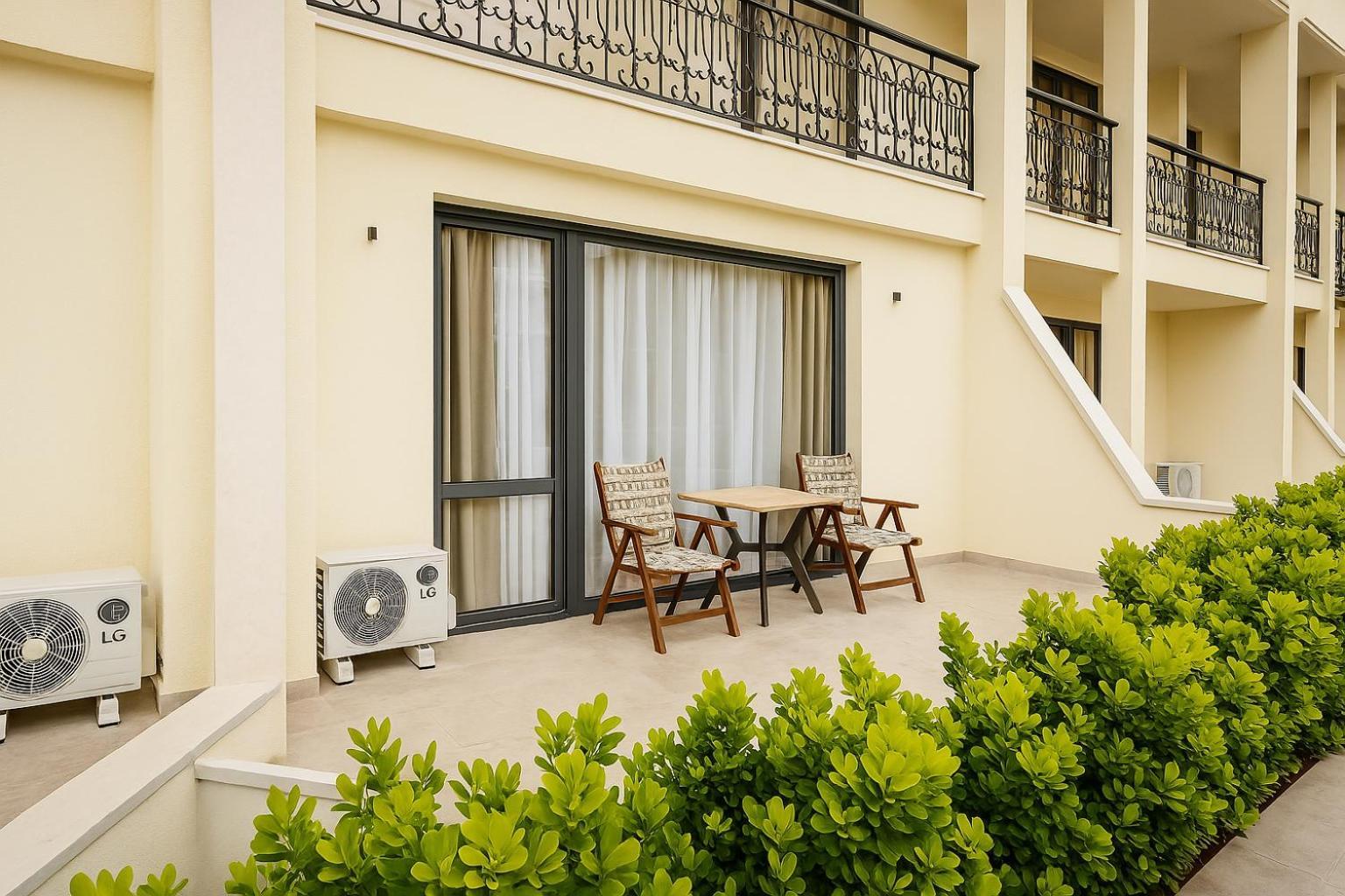 Otel Lotus Family - Free Parking Sunny Beach