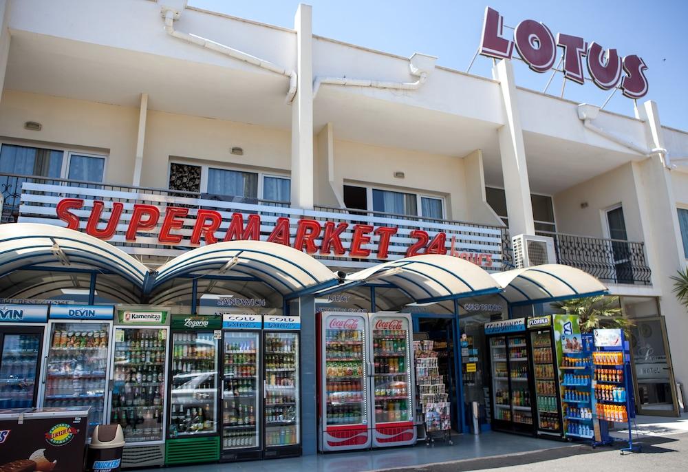 Hotel Lotus Family - Free Parking Sunny Beach